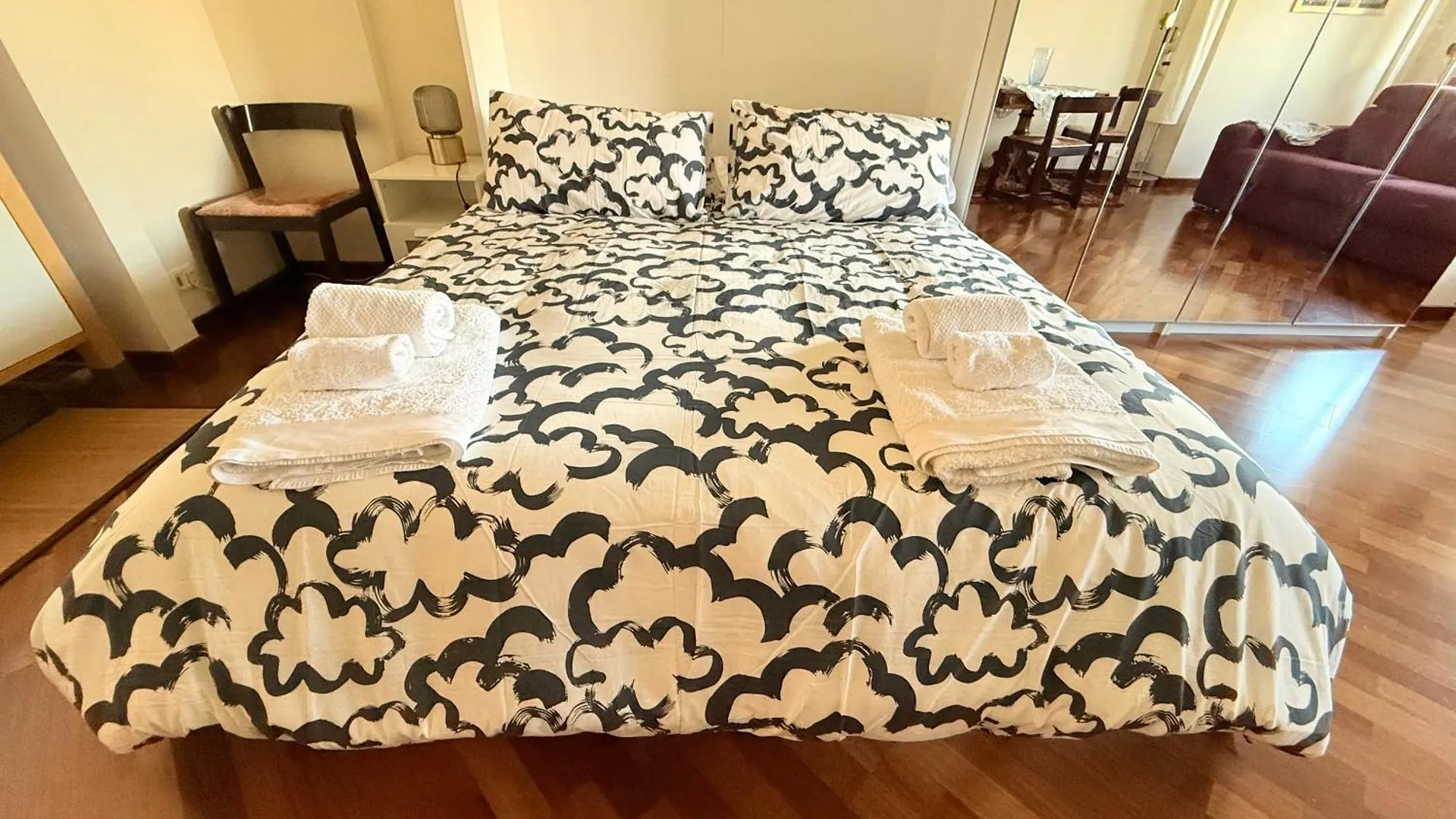 Apartment Elegant Studio, 20 Mins From Termini Station