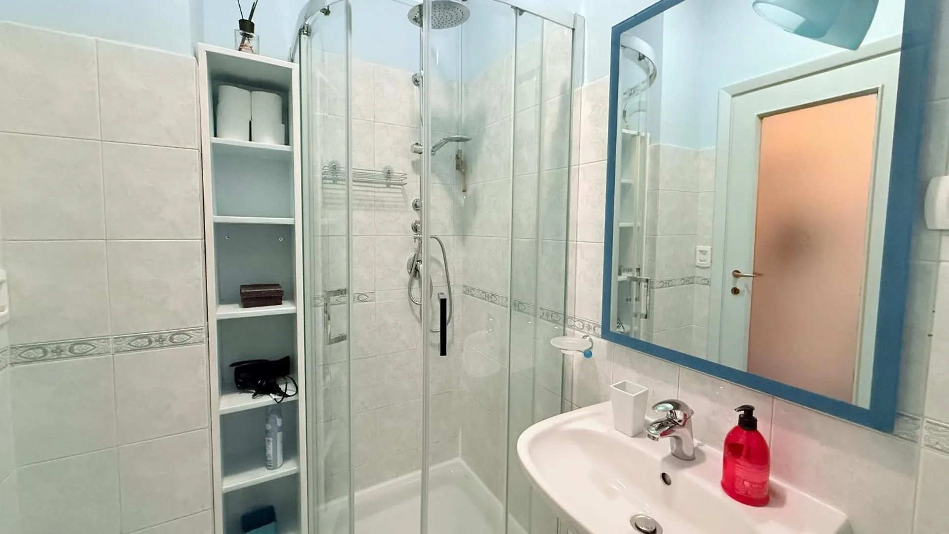 Elegant Studio, 20 Mins From Termini Station