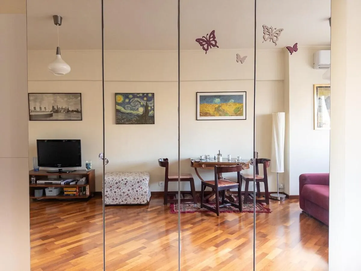 Apartment Elegant Studio, 20 Mins From Termini Station