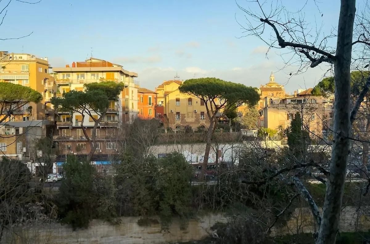 Elegant Studio, 20 Mins From Termini Station Italy