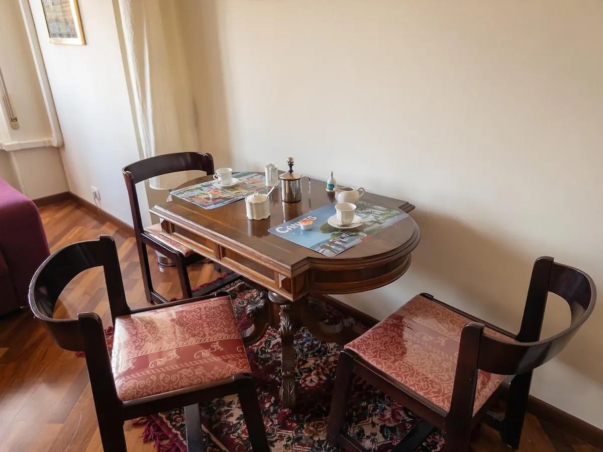 Elegant Studio, 20 Mins From Termini Station 0*, Rome